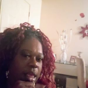 Meet your Posher, Yvette